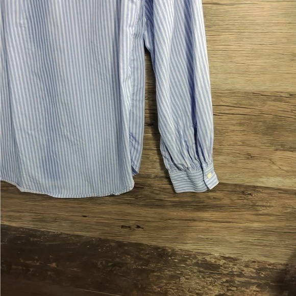 Old Navy Blue White Button Down Shirt with Voluminous Sleeves - Picture 7 of 8